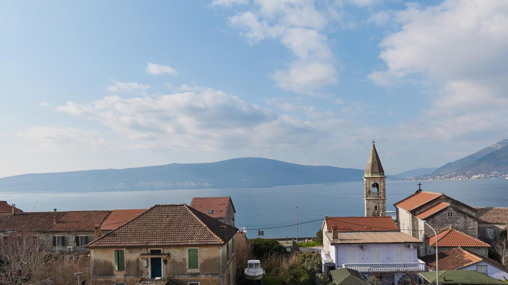 Bayview Apartments Tivat Montenegro エクステリア 写真