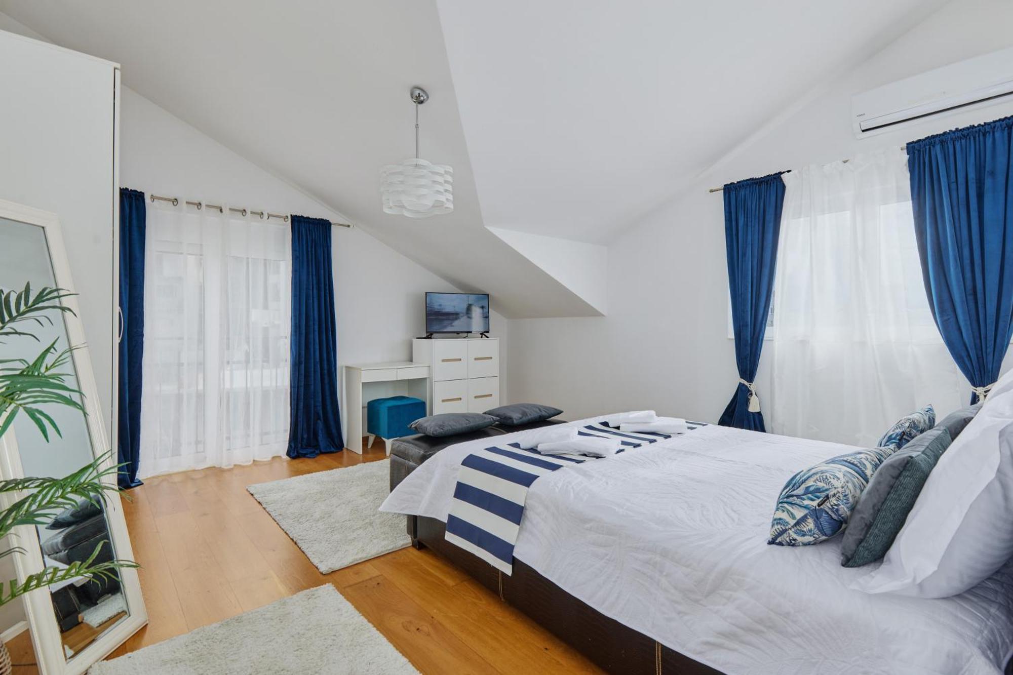 Bayview Apartments Tivat Montenegro エクステリア 写真