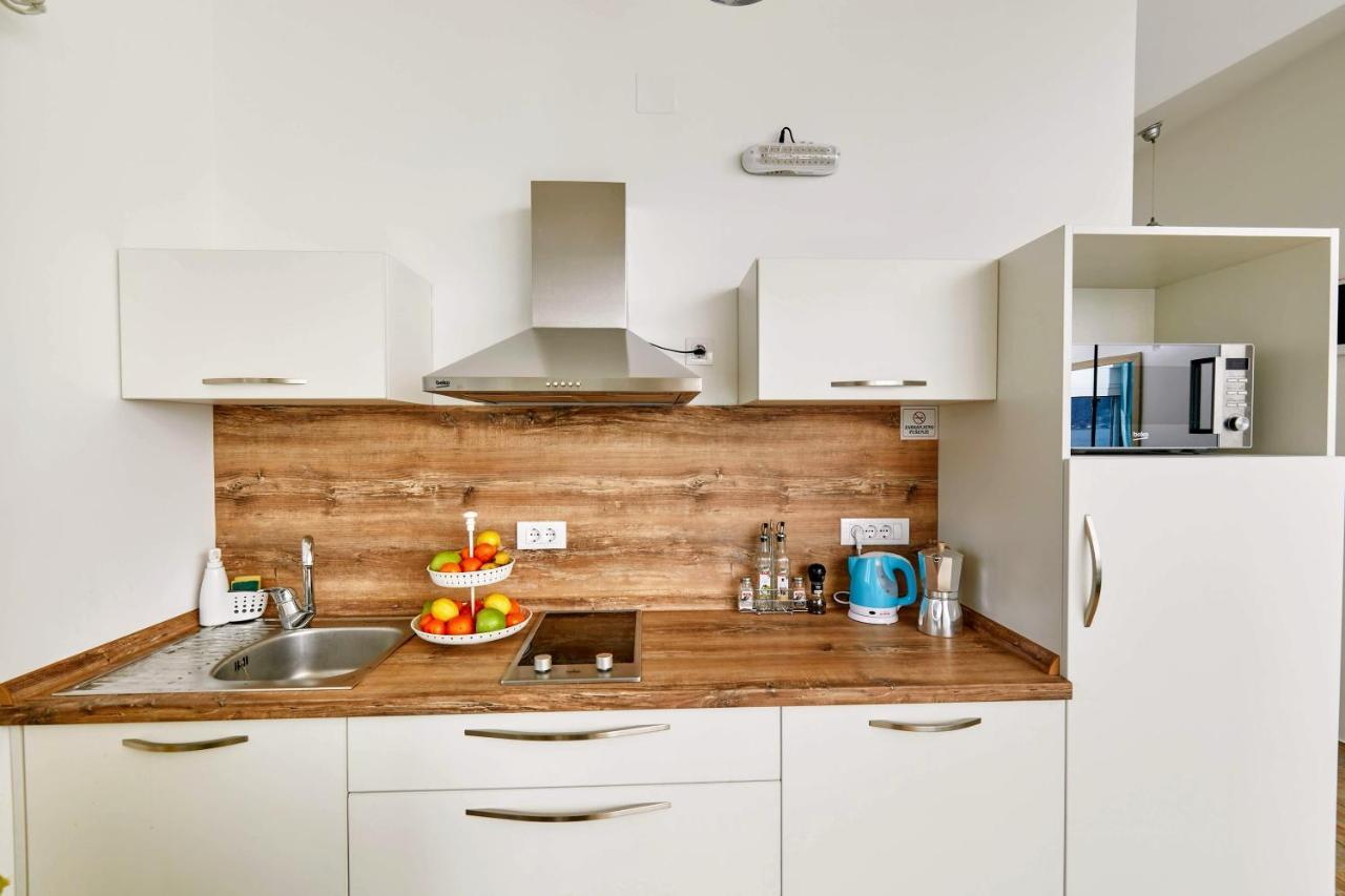 Bayview Apartments Tivat Montenegro エクステリア 写真